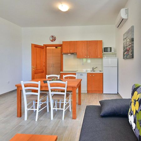 Apartment Val-2 By Interhome Sveti Juraj Exterior photo